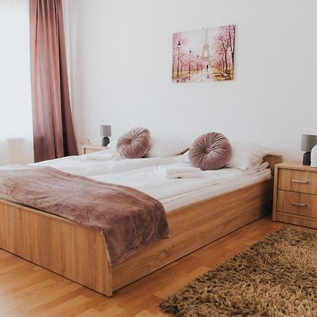Апартаменти Lotus Apartman Одорхею-Секуєск Екстер'єр фото